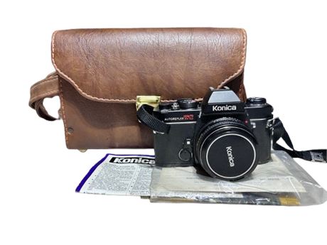 Camera Konic 35mm & Case