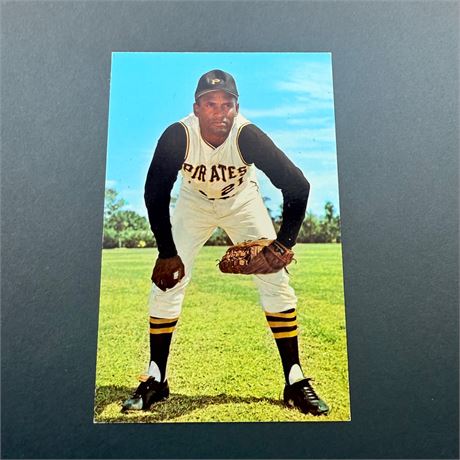 1968 Dexter Press Roberto Clemente