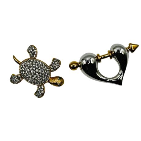 Arrow Through My Heart & Turtle Pin