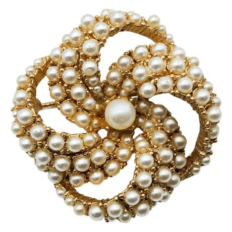 Vintage ART Gold Tone Faux Pearl Knot/Flower Brooch