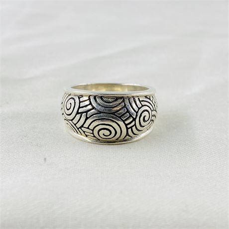 7.3g Sterling Ring Size 8.25