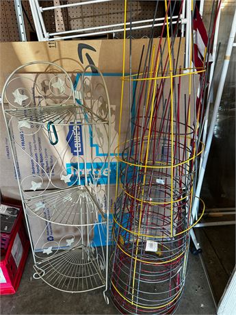 Wire Plant Rack & Tomato Cages