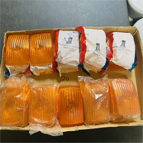 20 NOS Harley Davidson Turn Signal Lenses