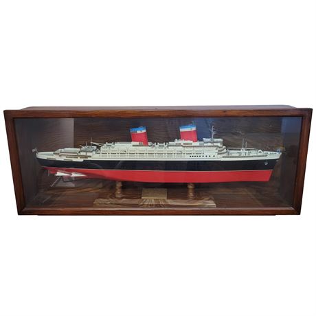 SS United Stated Light-Up Model Boat in Case