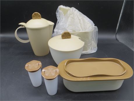 NEW VINTAGE TUPPERWARE OPEN HOUSE COLLECTION SET MOCHA COLOR