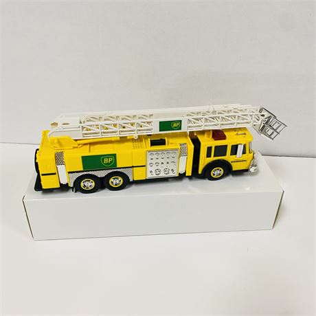 BP Service Ladder Truck