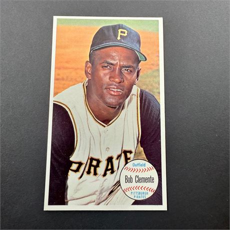1964 Topps Giants Roberto Clemente #11