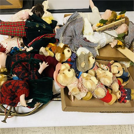 Massive Holiday + Doll Lot