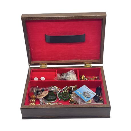 Dresser Box with Contents