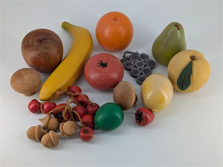 Vntg. Lot Wood Fruit + Handmade Stained Glass Grapes Sun Catcher