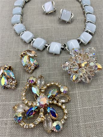 7 pc Mid Century Costume Jewelry Brooch & Necklace Lot