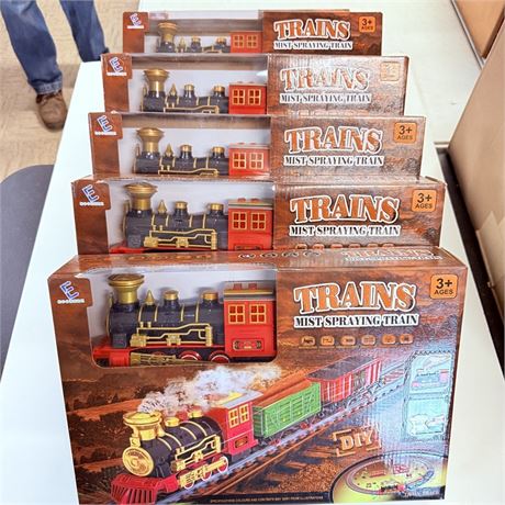 6 New Misting Model Train Sets w/ Tracks