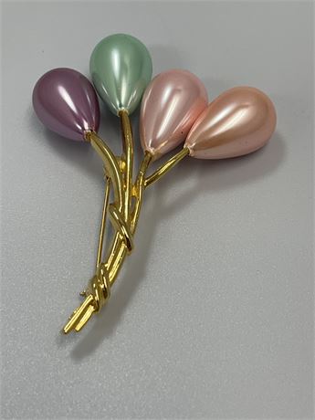 Full pearls multi color, balloon brooch