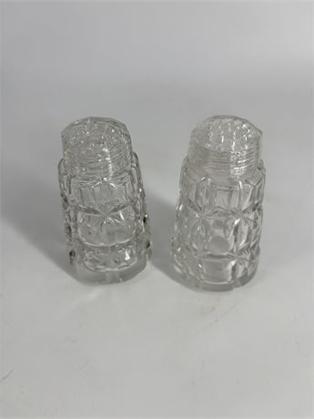 Salt & Pepper Shaker Plastic Tops