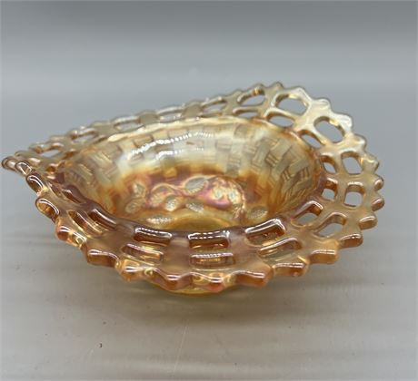 Fenton Marigold Basket Weave Blackberry Bowl
