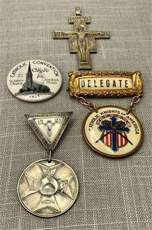 4 Vintage Catholic Society Badges: Knights of  America, 1901 Supreme Convocation