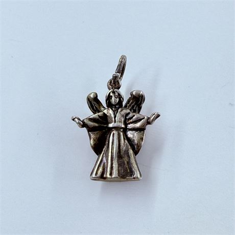 3.9g Sterling Angel Pendant / Charm