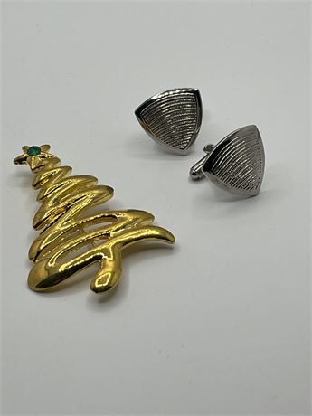 Vintage Christmas tree, brooch, and earring lot