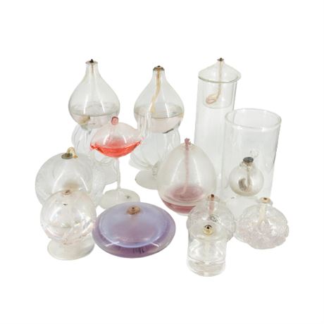 Collection of Vintage & Modern Oil Lamps