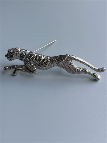 Vintage Silvertone, leopard blue rhinestone brooch