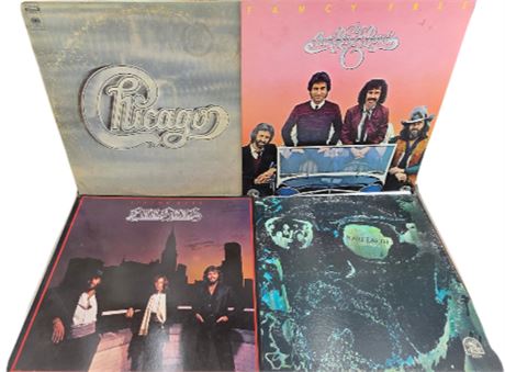Lot of 4 VTG records-Rare Earth, Chicago, The Oak Ridge Boys, and the BeeGees
