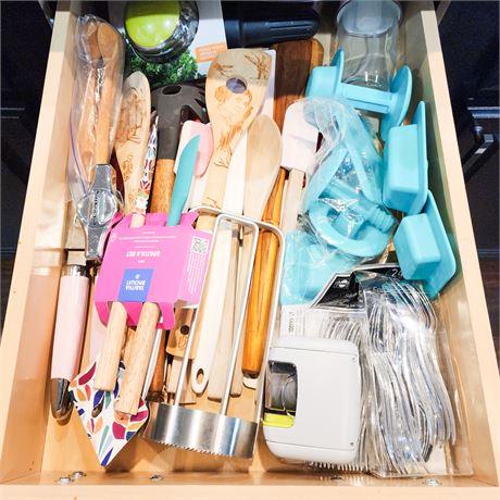 Kitchen Drawer Buyout Lot #2