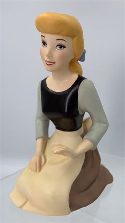 “Wistful Dreamer” Walt Disney Classics Collection Cinderella Statue, in Box