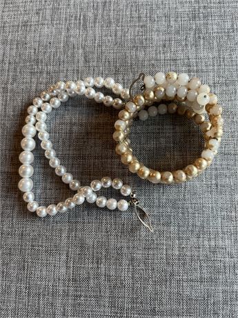 Vintage pearl bracelets lot