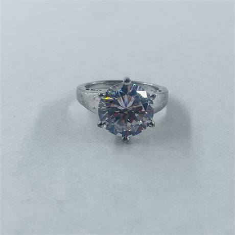 6.7g Sterling Ring Size 8