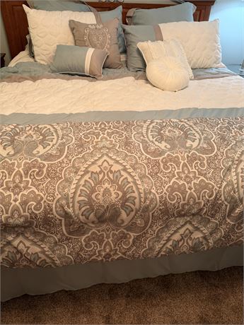 King Bed Linens - Bedspread, Sheets, Electric Blanket & Shower Curtain