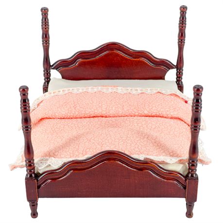 Dollhouse 1:12 Scale Miniature Cannonball Double Bed with Bedding