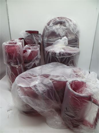 NEW VINTAGE TUPPERWARE HOLIDAY SET CRANBERRY, PITCHER, 10 GLASSES, 6 MUGS,