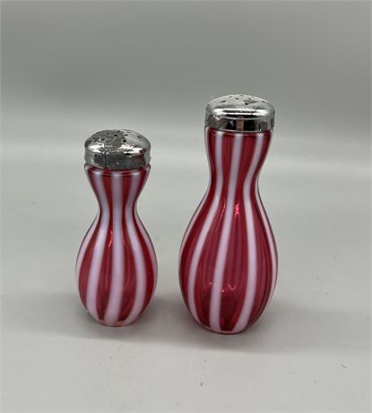 Fenton Cranberry Opalescent New Wold Salt And Pepper Shakers
