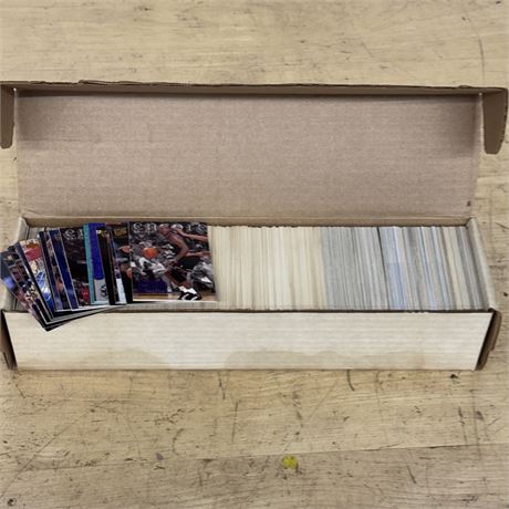 Basketball Cards - 14.5" x 4" x 3" Box
