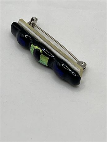 Art  glass brooch