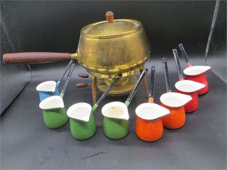 Brass Fondue Pot & 8 Butter/Syrup Warmers