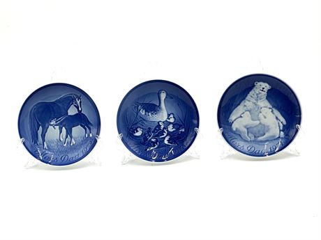 Danish Mother’s Day Plates - 3