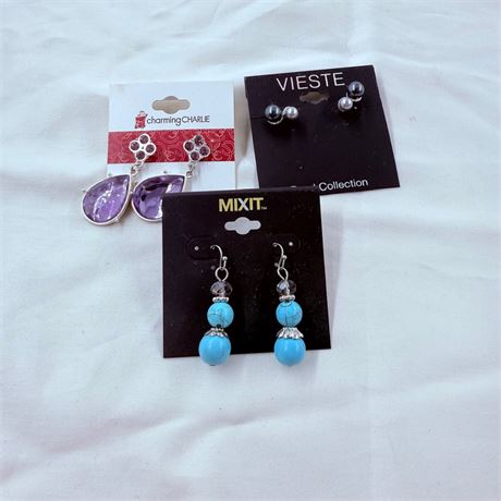 Unused Earring Lot
