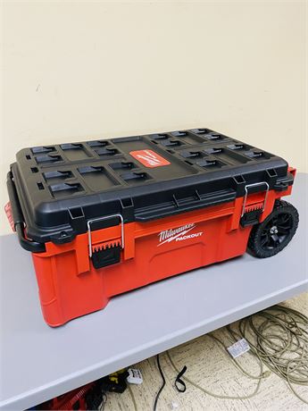 New Milwaukee Packout Rolling Tool Chest