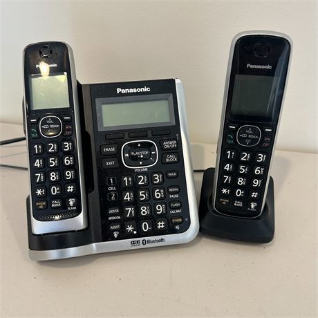 Panasonic Landline Wireless Phone System Model KX-TGF670