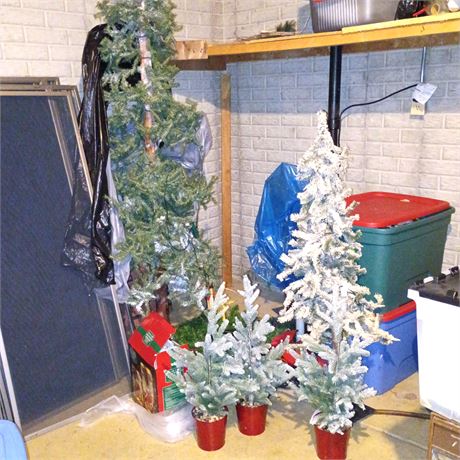 Huge Holiday Decoration Lot – Artificial Trees, Wreath, Garland, Seasonal Décor