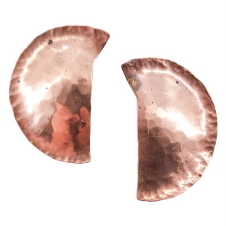 Vtg Artisan Made Hammered Copper Crescent Post Back Earrings