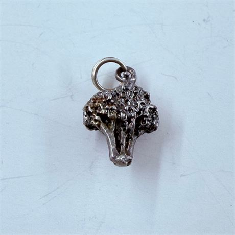 3.4g Sterling Broccoli Pendant / Charm