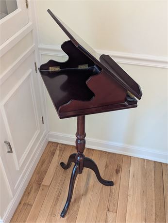 Freestanding Folding Wood Lectern 43" T