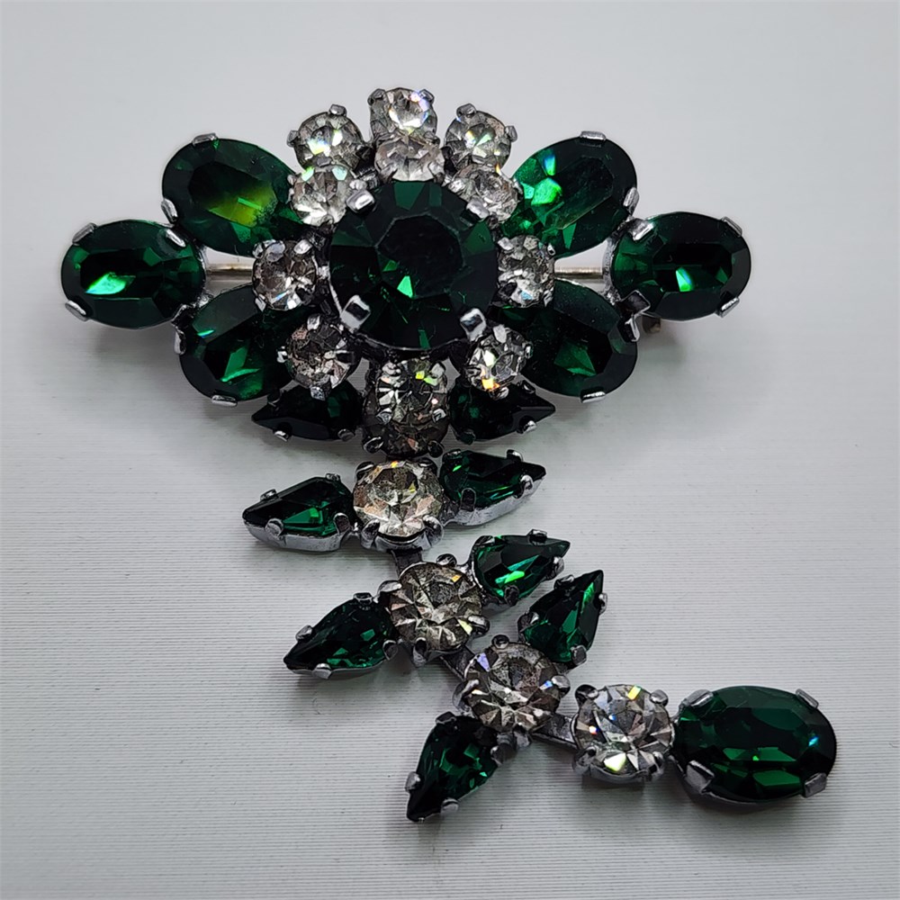 Great Lakes Vntg Emerald Green And Clear Rhinestone Drop Brooch