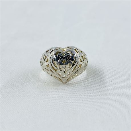 4.9g Sterling Ring Size 6.5