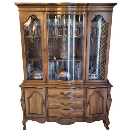 Vintage French Provincial China Cabinet / Hutch