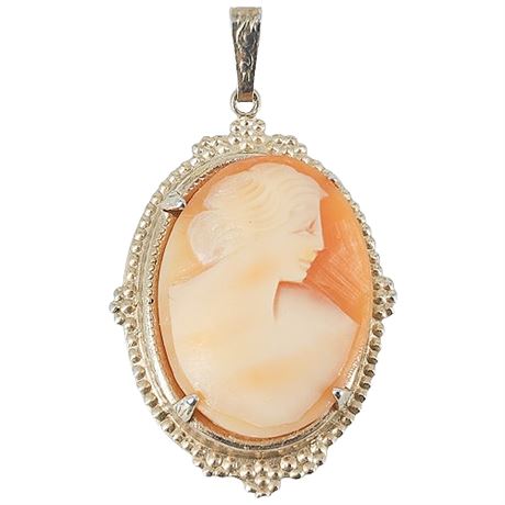 Vintage Hand Carved Shell Cameo Pendant
