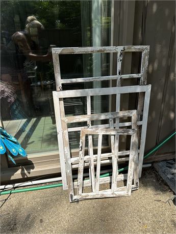 Hangable Window Frame Lot for Garden