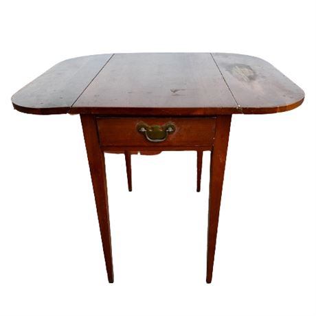 Henkle Harris Solid Cherry Accent Table